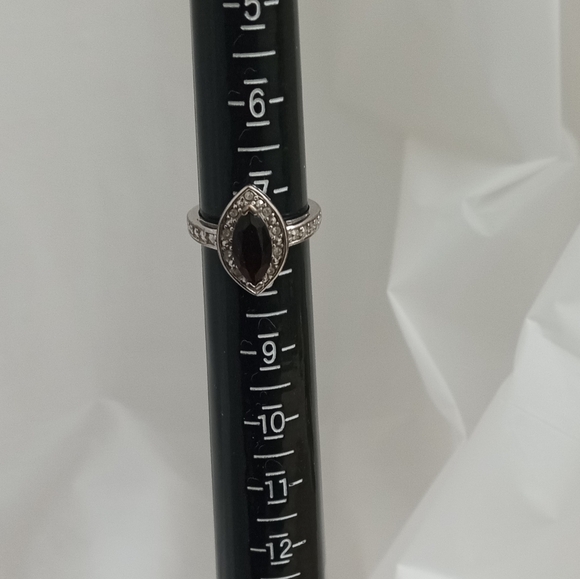 Nevada Sliver Vintage Burmese Marquise Garnet & Diamond Ring - Size: 7 - 7.5 - Picture 7 of 16